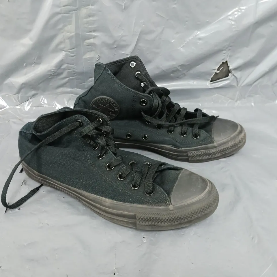 CONVERSE UNISEX BOOTS BLACK SIZE 8