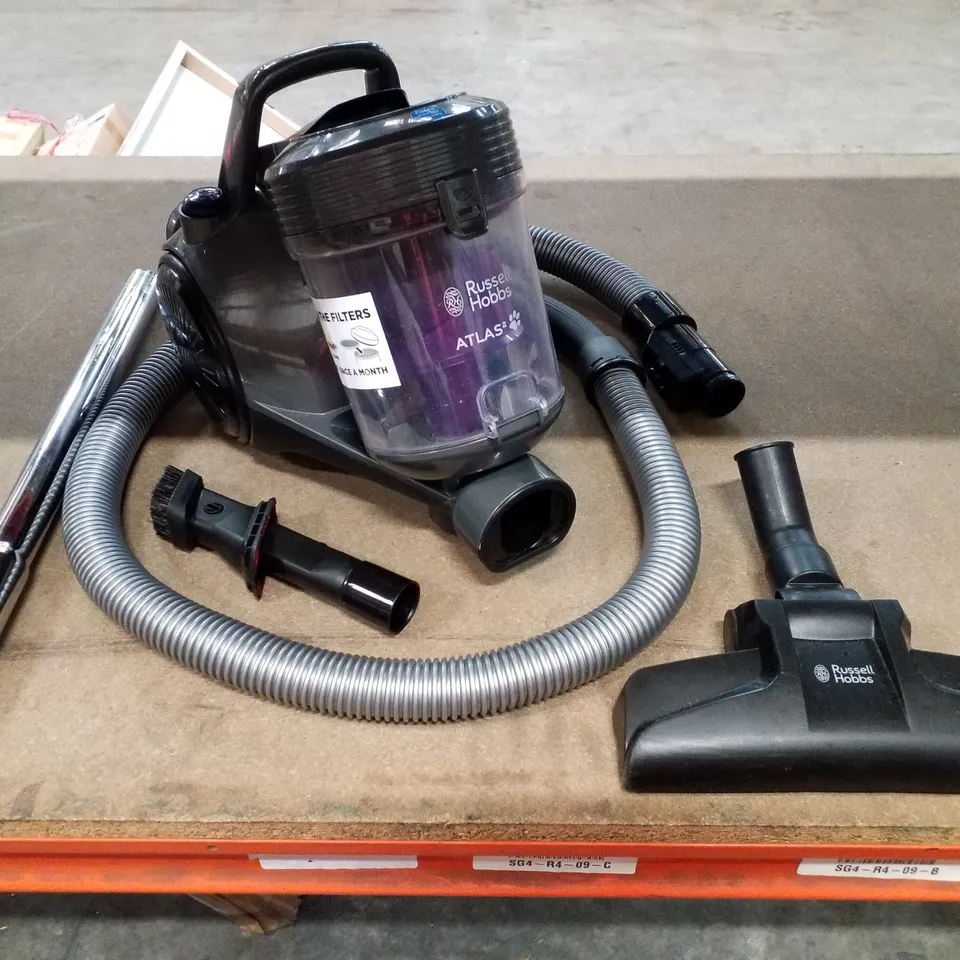 BOXED RUSSELL HOBBS BAGLESS CYLINDER VACUUM CLEANER