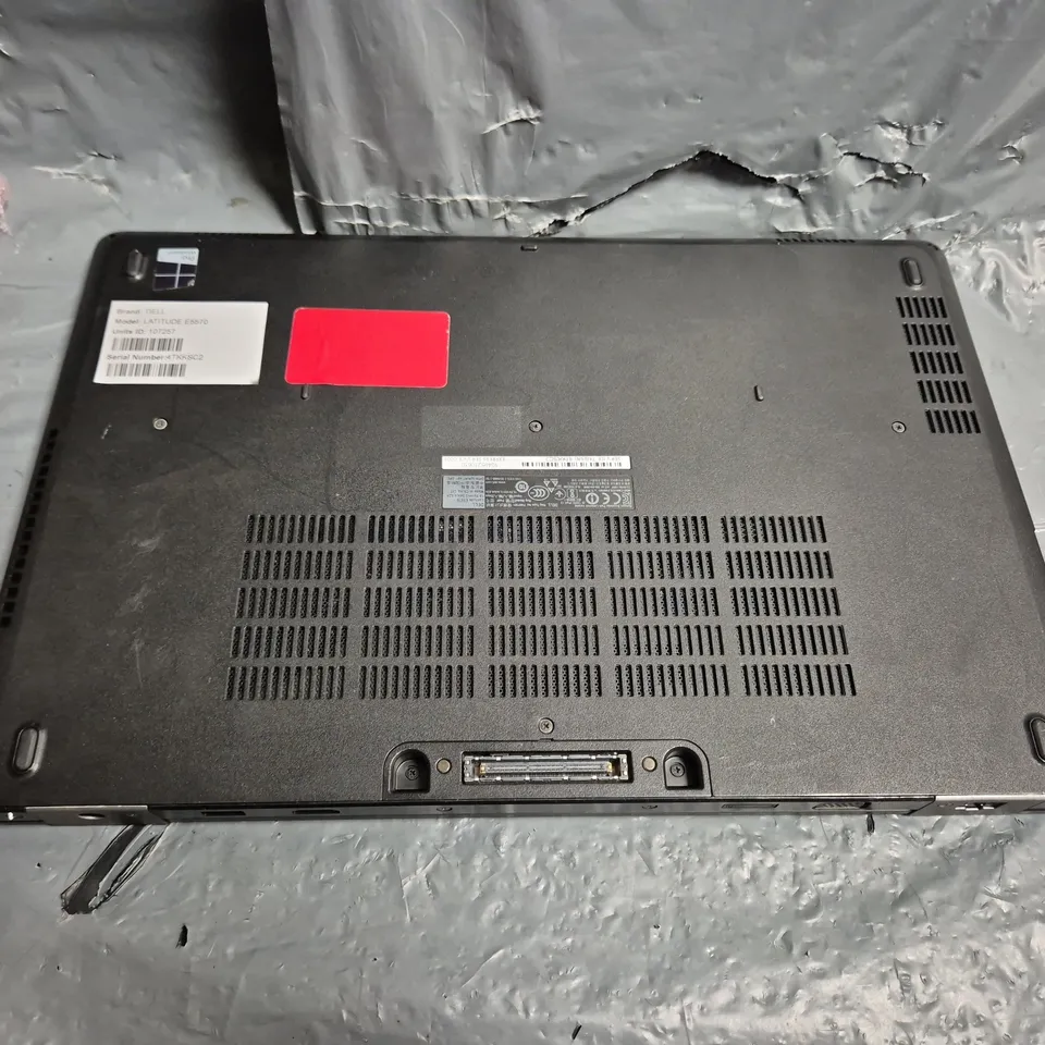 DELL LATITUDE E5570 LAPTOP