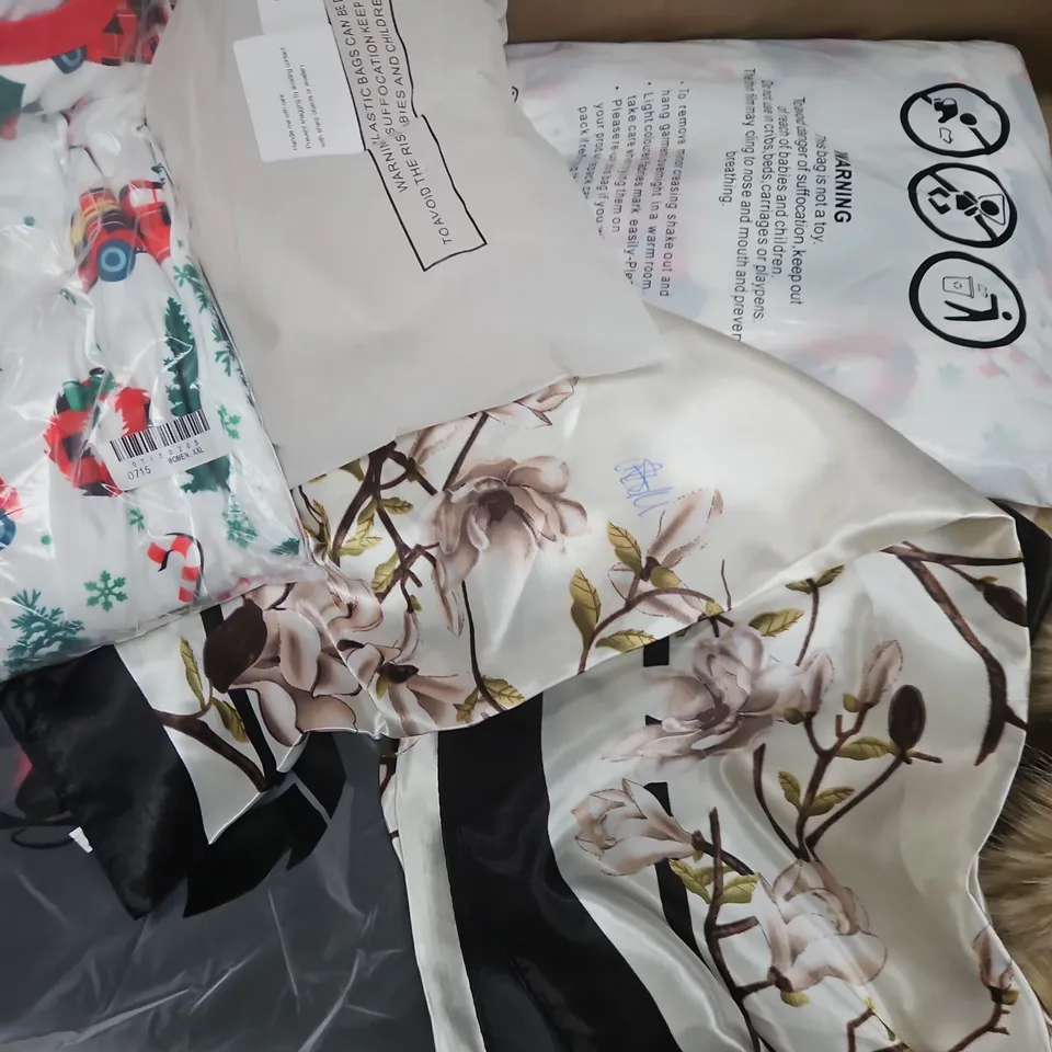 APPROXIMATELY 20 ASSORTED CLOTHING AND FASHION PRODUCTS IN VARIOUS STYLES AND SIZES - COLLECTION ONLY