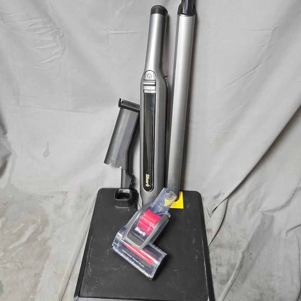 SHARK WANDVAC 2-IN-1 LIGHTWEIGHT CORDLESS HANDHELD VACUUM CLEANER WV361UK