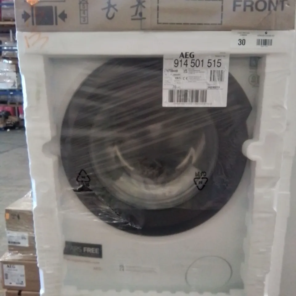 AEG 7000 SERIES WASHING MACHINE LFR73944B, PROSTEAM FREESTANDING WASHING MACHINE USING 96% LESS WATER, 9KG LOAD, 1400RPM SPIN, ENERGY CLASS A, WHITE