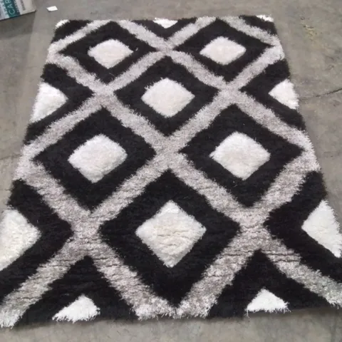 OLYMPIA MACHINE WOVEN BLACK/WHITE/GREY AREA RUG -120×170CM-