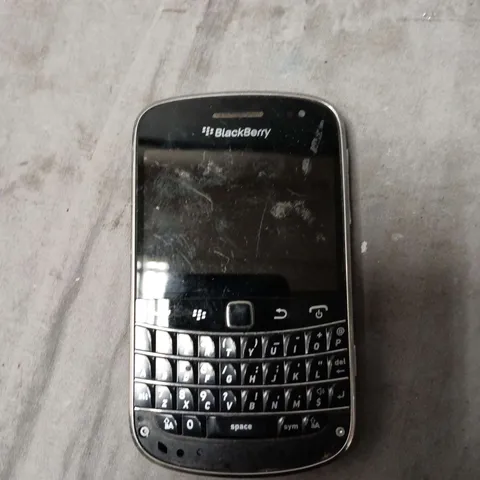 BLACKBERRY BOLD SMARTPHONE – 