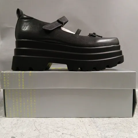 BOXED PAIR OF KOI OBSIDIAN DOLL TRIDENT MARY JANES IN BLACK SIZE UK 9