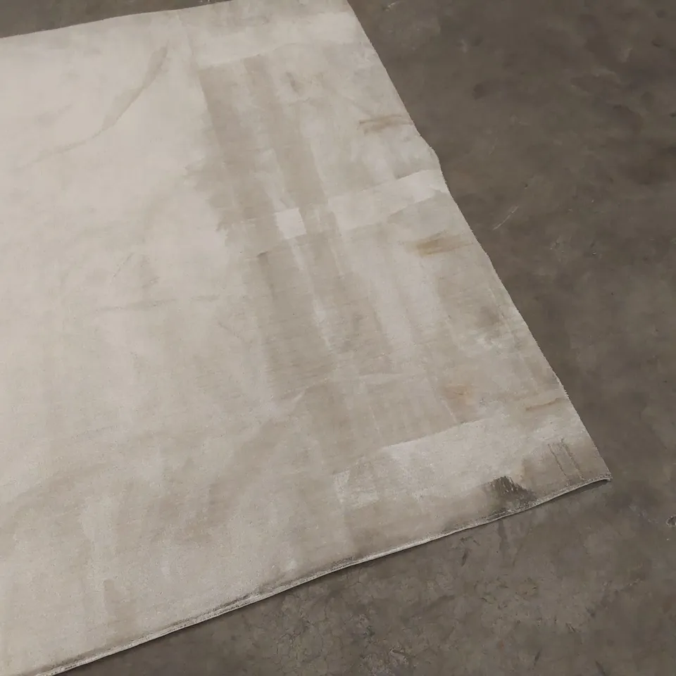 QUALITY DESIGNER AREA RUG - APPROXIMATELY 225 x 150cm