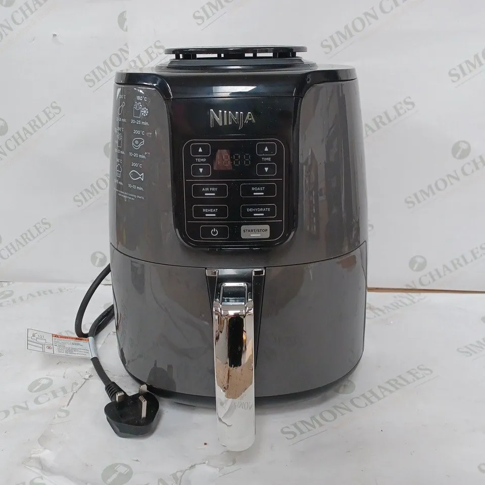 NINJA AIR FRYER 3.8L AF100UK