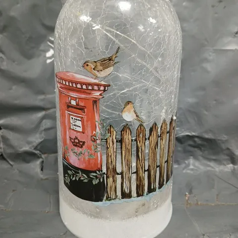 DECORATIVE GLASS LIGHT-UP FESTIVE ORNAMENT - ROBINS ON A POSTBOX