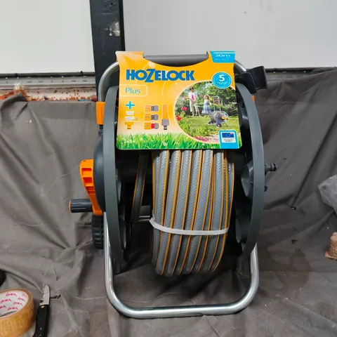 HOZELOCK PLUS 30M HOSE REEL 