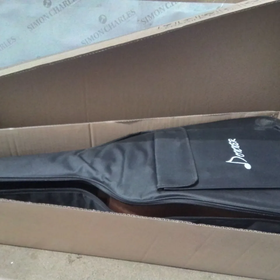 BOXED DONNER CLASSIC ACOUSTIC GUITAR WITH CARRY CASE