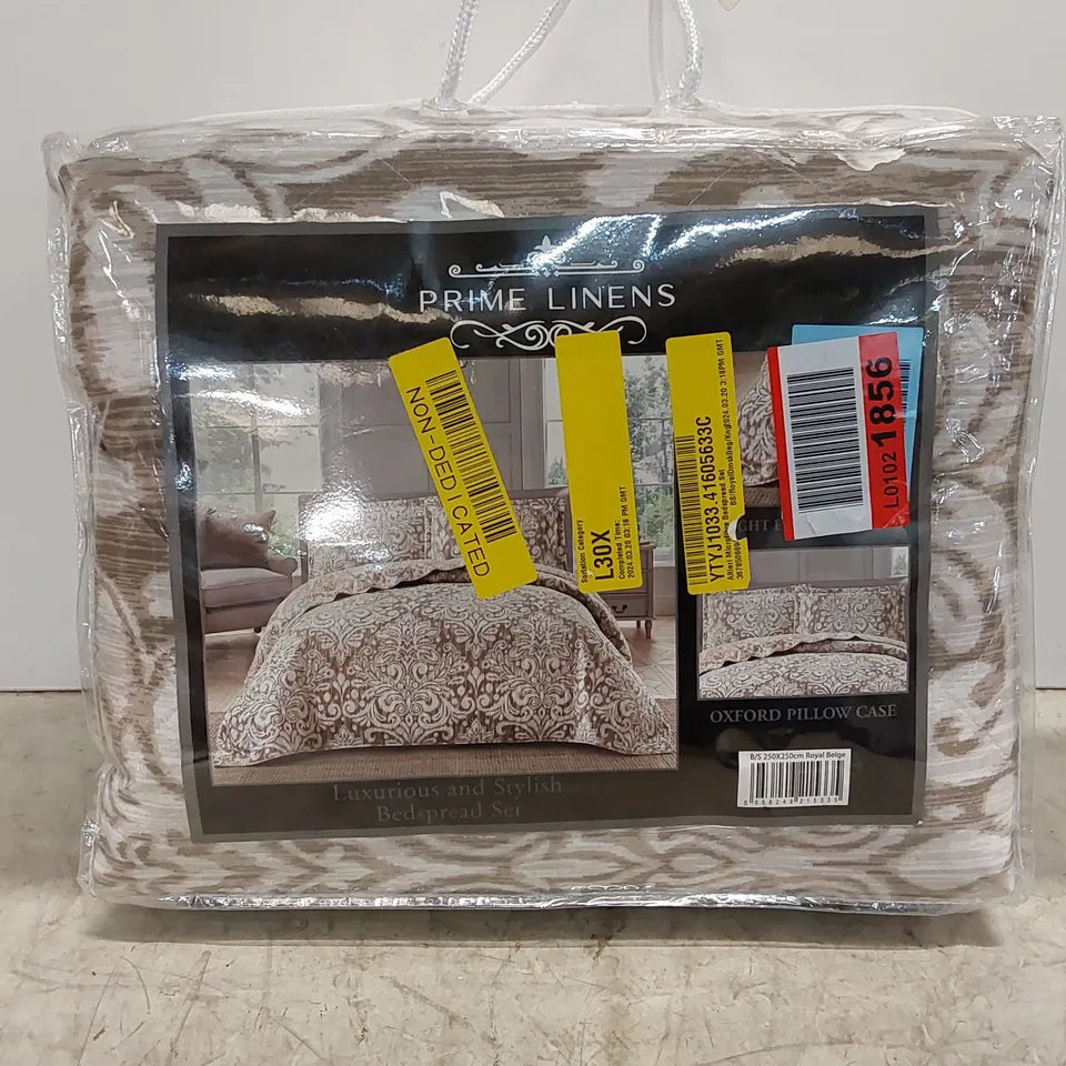 BAGGED ALTIERI MICROFIBER BEDSPREAD SET // 250 X 250CM ROYAL BEIGE (1 ITEM)