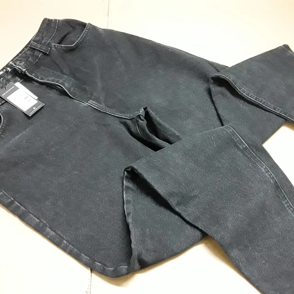 PRETTYLITTLETHING WASHED BLACK MOM JEANS - UK 12