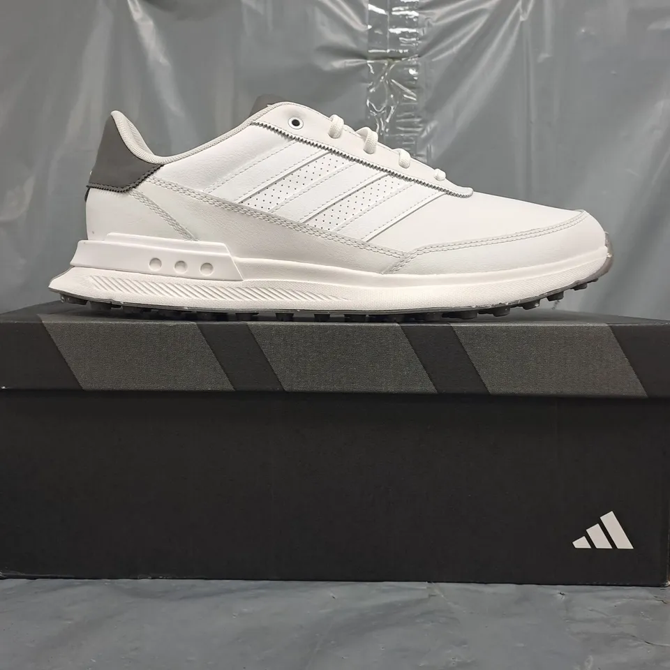 BOXED ADIDAS SHOES - INCORRECT PAIR