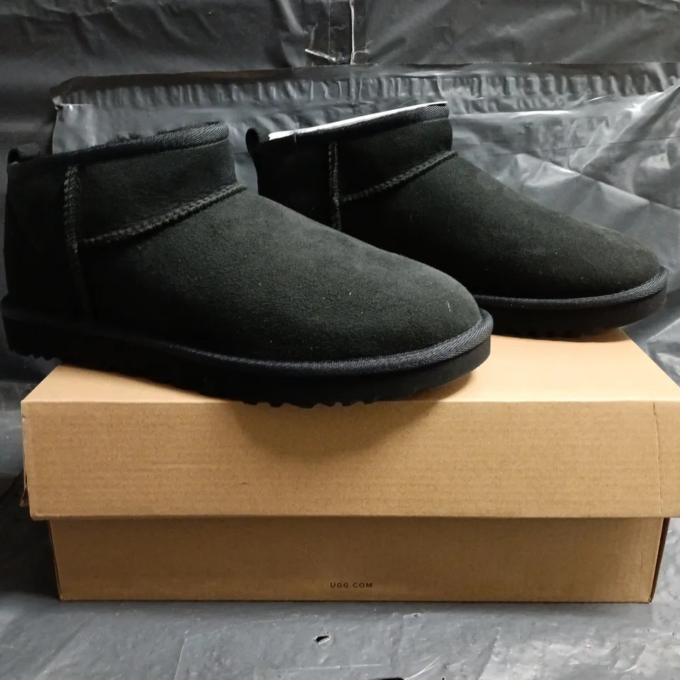 BOXED PAIR OF UGG CLASSIC ULTRA MINI SHOES IN BLACK SIZE UK 6