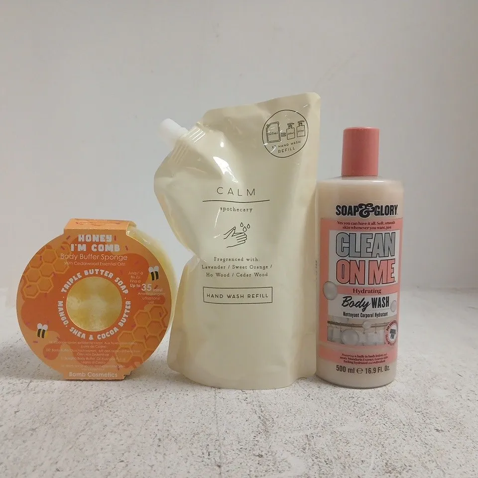 APPROXIMATELY 12 ASSORTED COSMETIC ITEMS INCLUDING VARIOUS MAKES AND BRANDS - COLLECTION ONLY