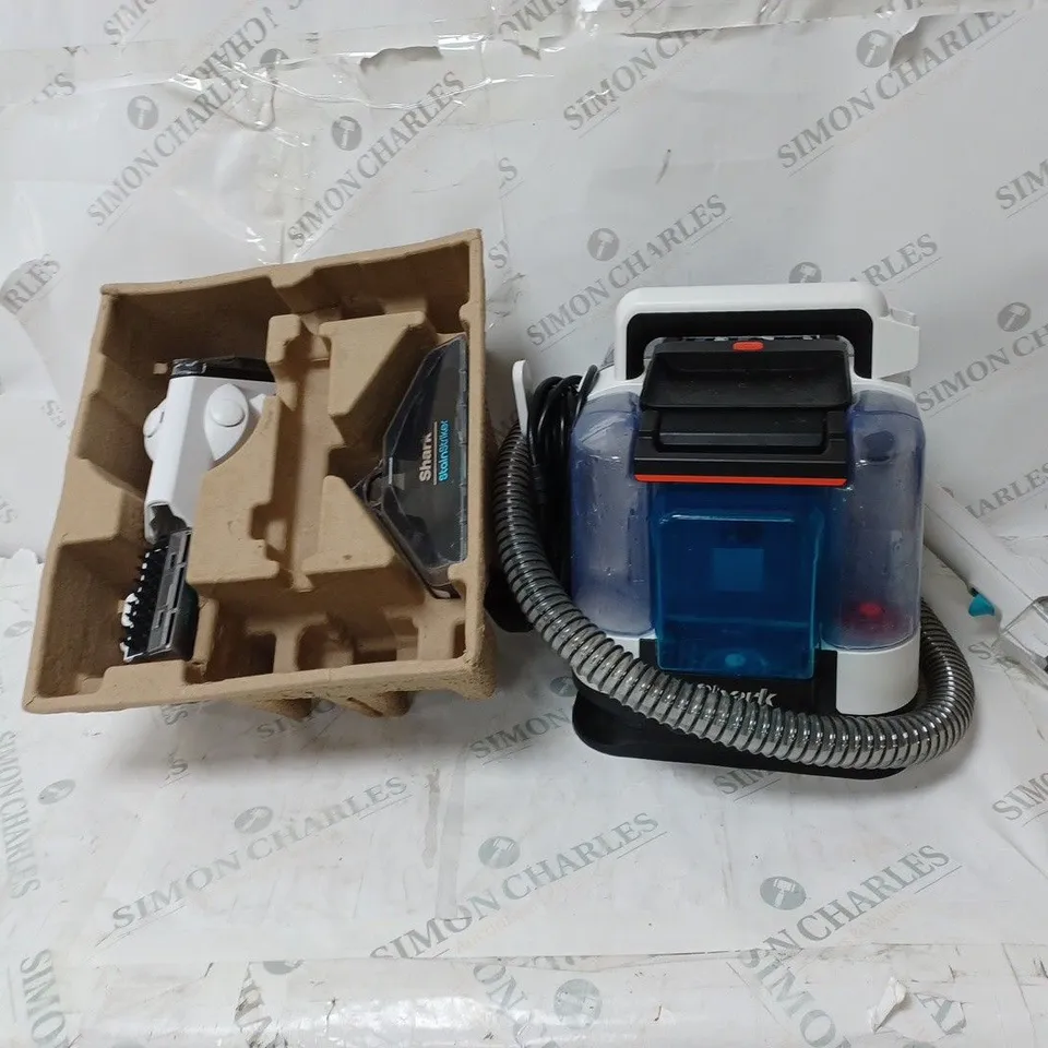 SHARK STAIN STRIKER PET SPOT CLEANER PX200UKT