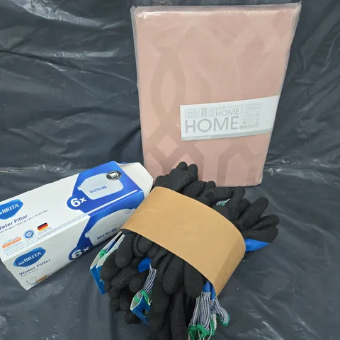 APPROXIMATELY 15 ASSORTED HOUSEHOLD PRODUCTS TO INCLUDE WATER FILTERS, DUVET SET, GLOVES ETC