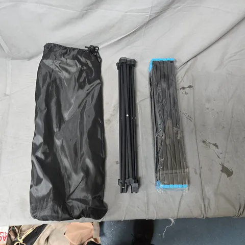 BAGGED FOLD-ABLE CAMPING CHAIR/STOOL