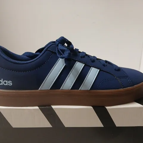 BOXED PAIR OF ADIDAS VS PACE 2.0 SNEAKERS – NAVY/BLUE WITH LIGHT BLUE STRIPES, UK 9