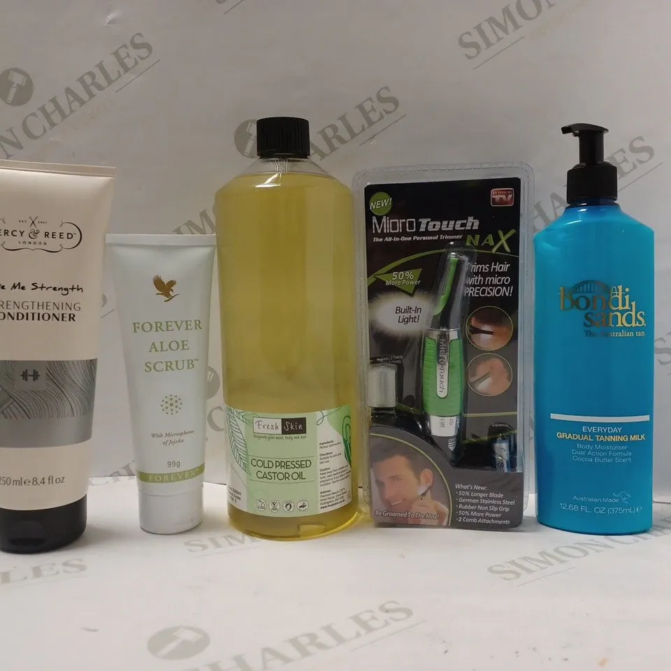 BOX OF APPROX 16 ASSORTED HEALTH AND BEAUTY ITEMS TO INCLUDE - PERCY REED CONDITIONER - FRESH SKIN CASTOR OIL - BONDI SANDS TANNING MILK ECT
