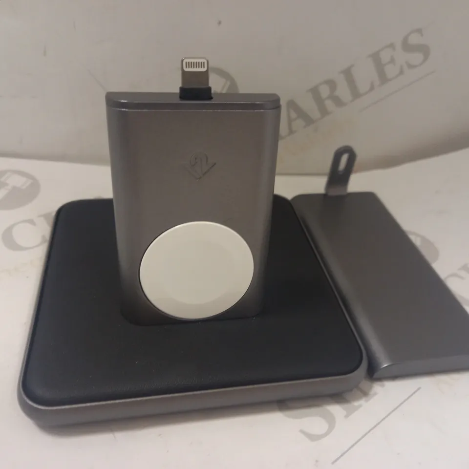 TWELVE SOUTH HIRISE DUET DUAL CHARGING STAND