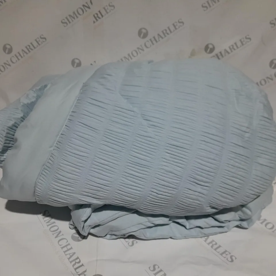 SUPERSOFT BY COZEE HOME TEXTURED BEDSPREAD IN SOFT BLUE  - 150 X 200CM 