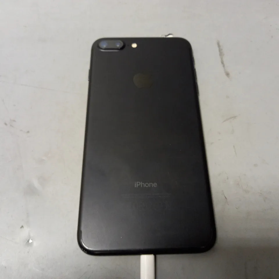 APPLE IPHONE 7 PLUS