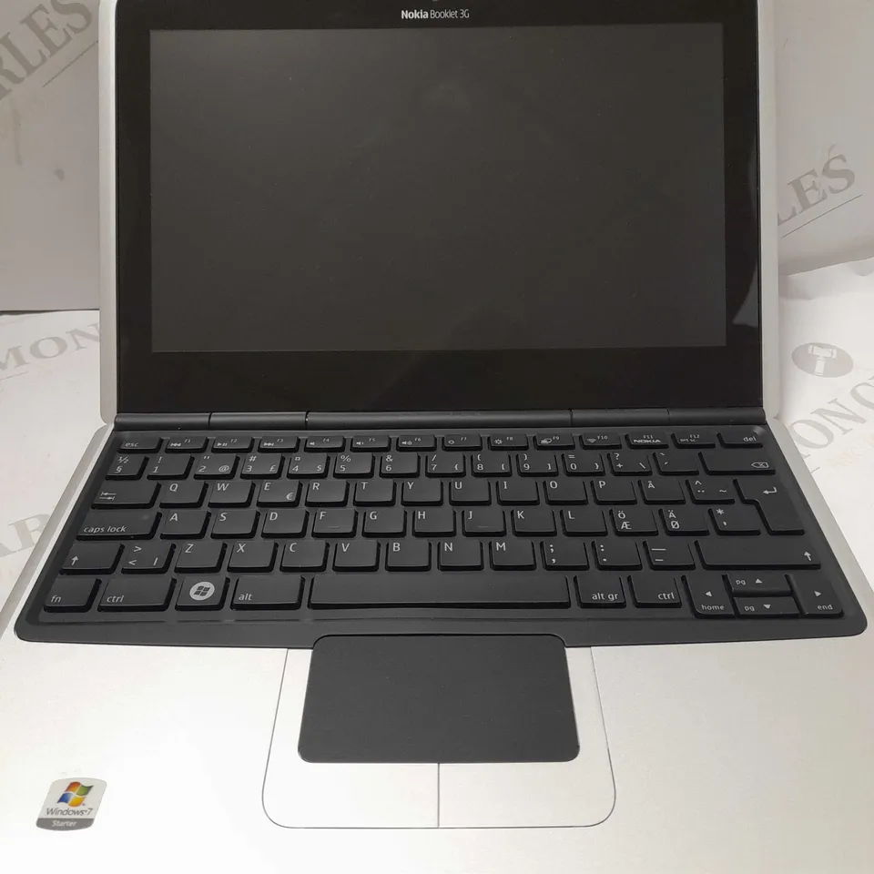 NOKIA BOOKLET 3G LAPTOP 