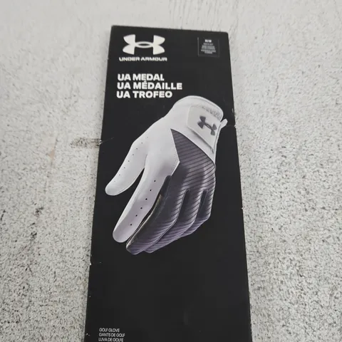 UNDER ARMOUR GOLF GLOVE – UA MEDAL (BOXED)