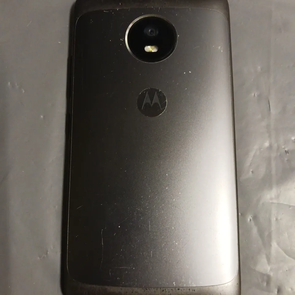 MOTOROLA MOTO G5 SMARTPHONE IN METALLIC GREY