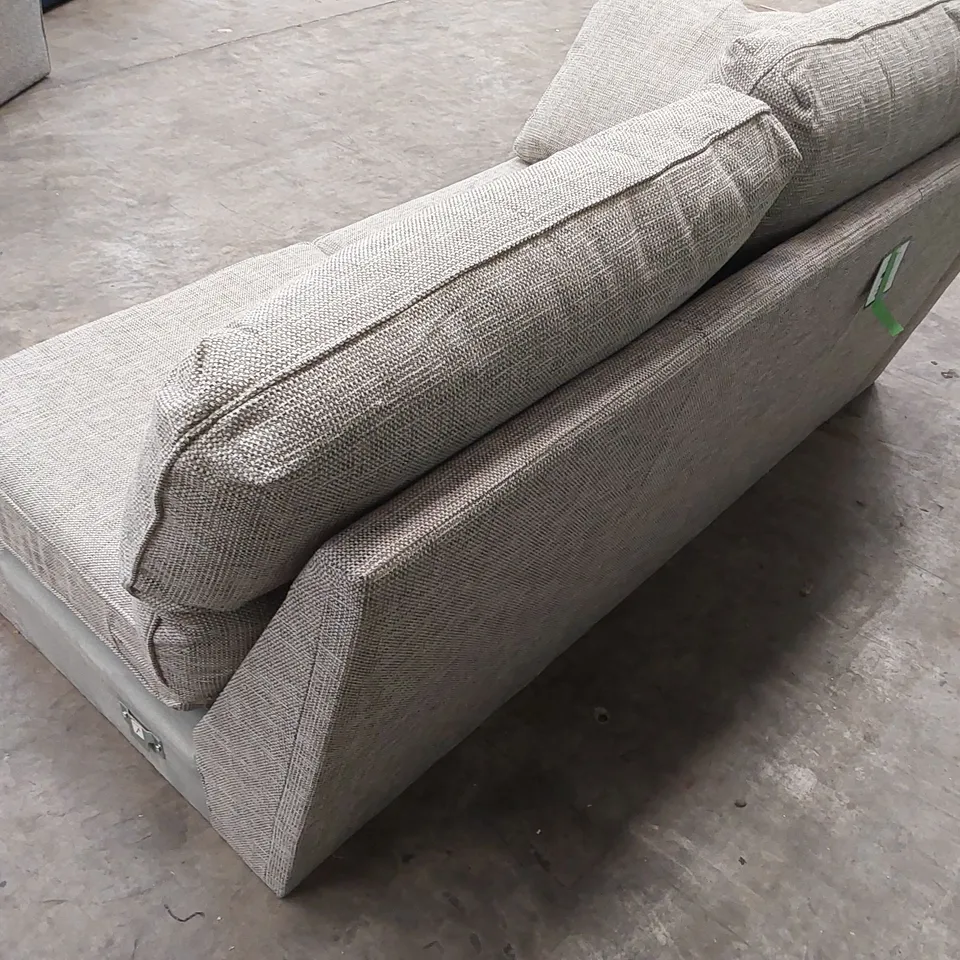 DESIGNER FABRIC UPHOLSTERED CORNER SOFA PIECE WITH CUSHIONS - INCOMPLETE SOFA PIECE
