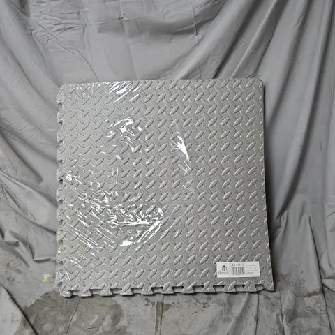 HOMEHUT INTERLOCKING SOFT FOAM MATS X 4