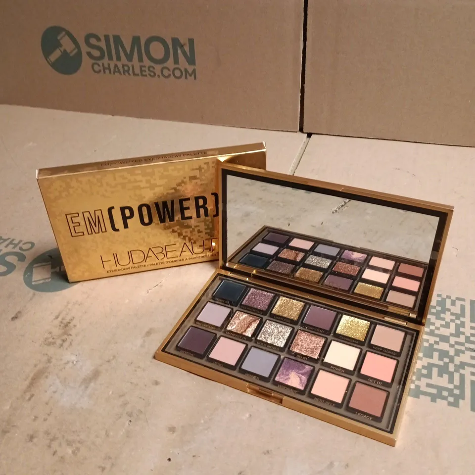 HUDA BEAUTY EMPOWERED EYESHADOW PALETTE