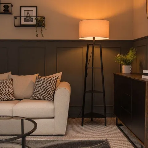 BOXED AIDRIAN 138CM TRIPOD FLOOR LAMP 