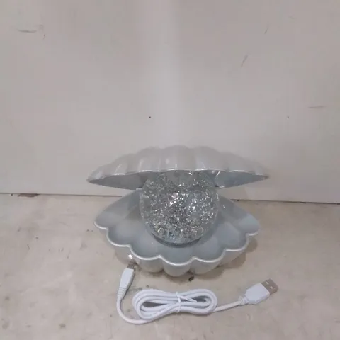 BOXED SENSE AROMA SEA SHELL LED COLOUR CHANGING LAMP ( SILVER PEARL) 