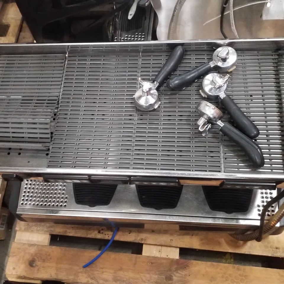 RANCILIO RAN7-3 COMMERCIAL 3 GROUP BARRISTA COFFEE MACHINE