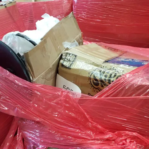 PALLET CONTAINING ASSORTED PRODUCTS INCLUDING FOLDING CHAIR & BAR STOOLS