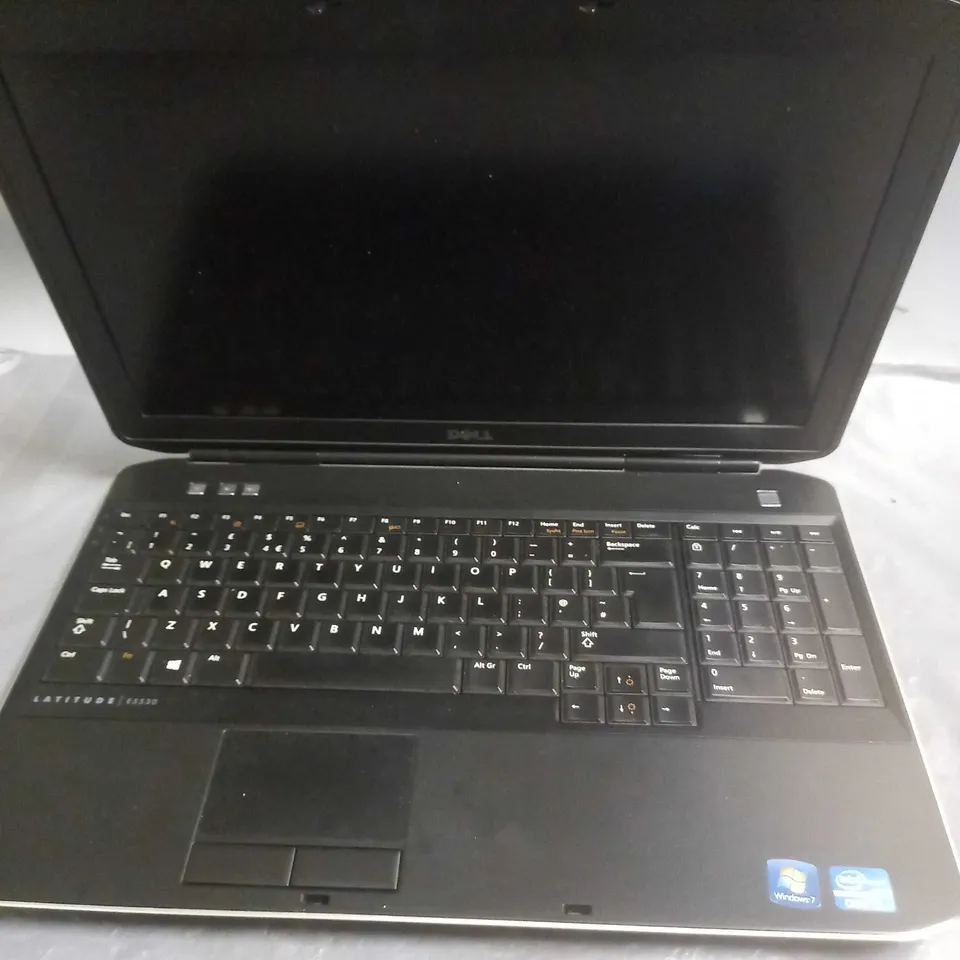 DELL LATITUDE E5530 CORE I3 LAPTOP 