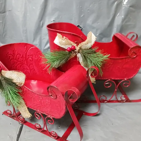 SET OF 2 CHRISTMAS METAL SLEIGHS IN RED