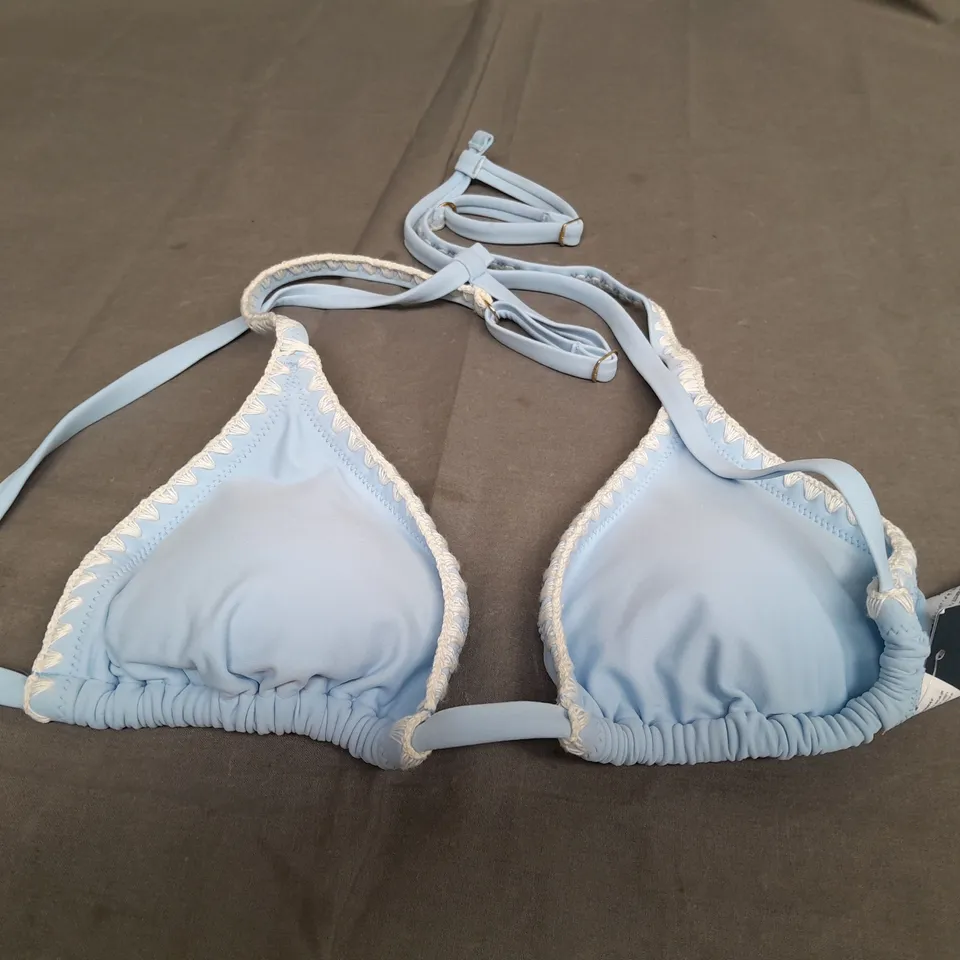 HOLLISTER LIGHT BLUE SWIMWEAR BRA - MEDIUM