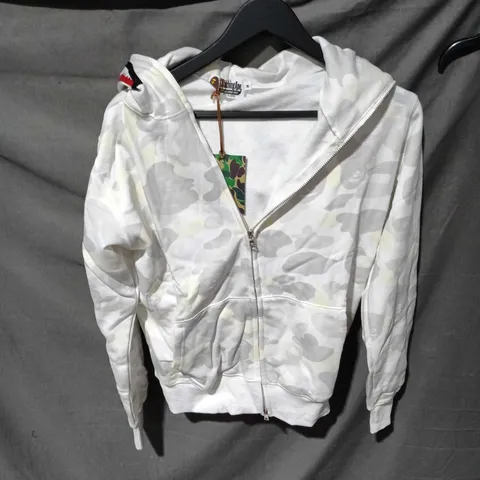 A BATHING APE CAMOUFLAGE ZIP HOODIE – WHITE & GREY, UK M