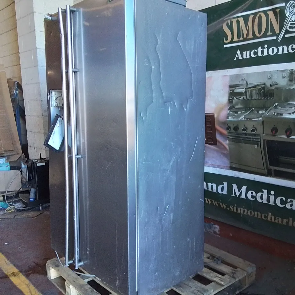 SAMSUNG DOUBLE DOOR REFRIGERATOR 