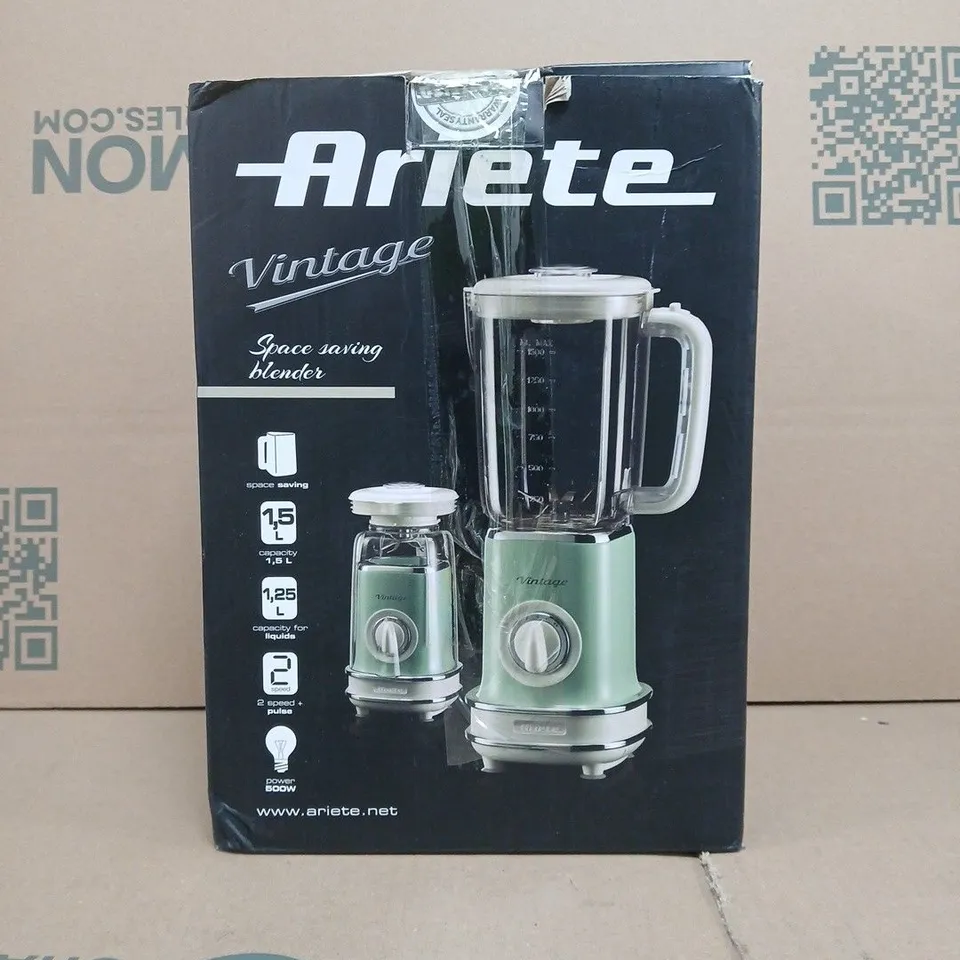 ARIETE VINTAGE SPACE SAVING BLENDER – MINT/CREAM