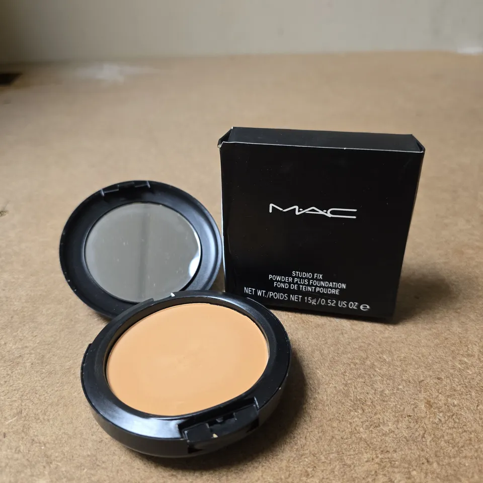 MAC STUDIO FIX POWDER PLUS FOUNDATION – 15 G