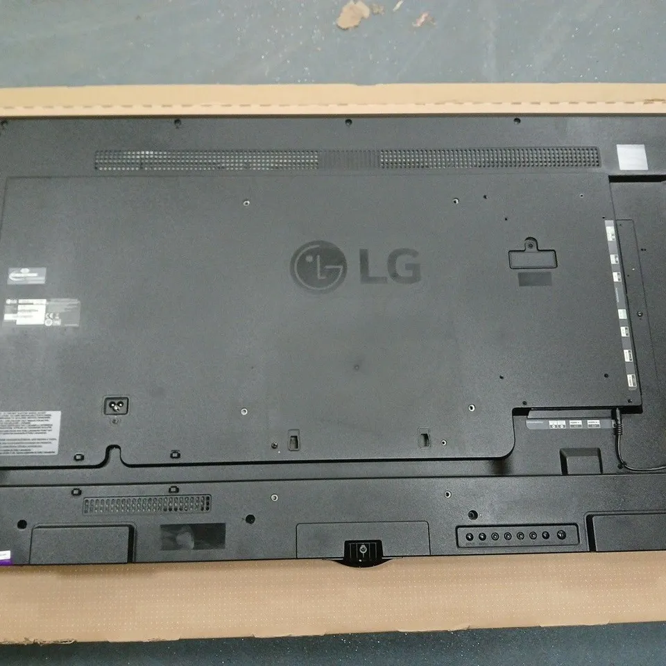 LG 49MS5KE-B 49-INCH DISPLAY MONITOR BOXED. NO POWER SUPPLY OR ACCESSORIES.