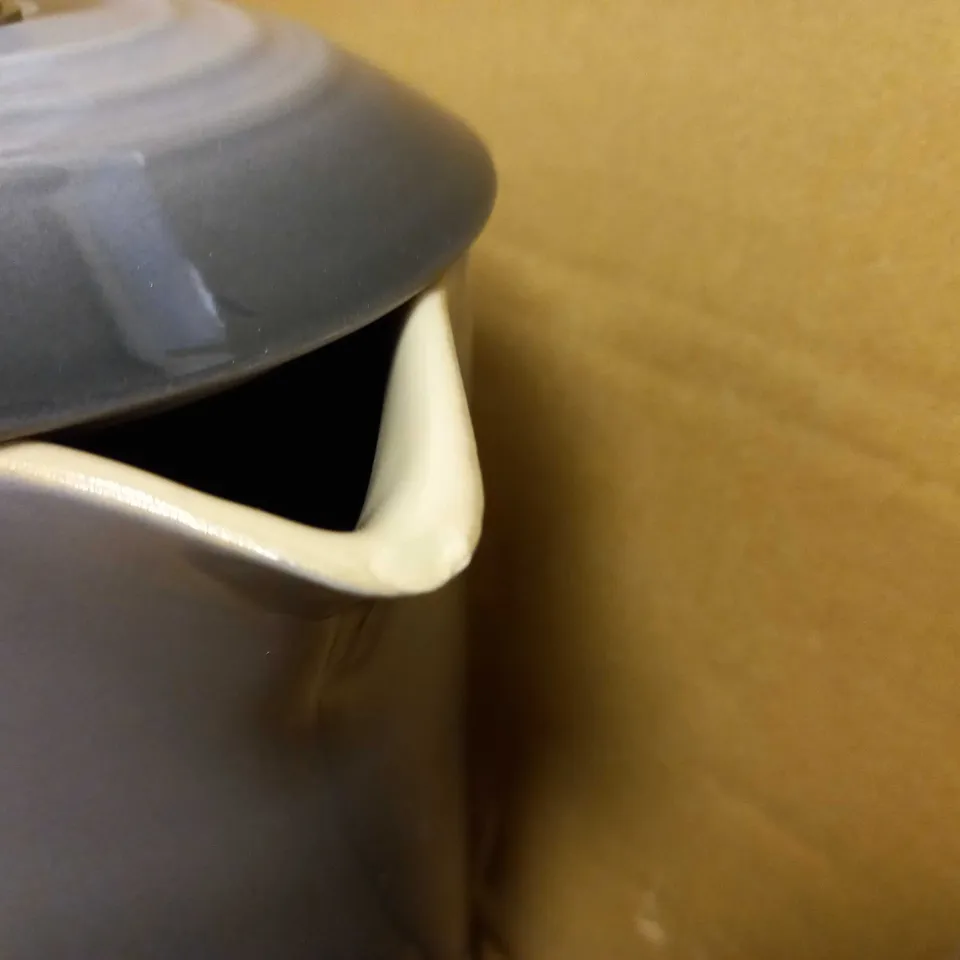LE CREUSET STONEWARE CAFETIÈRE - FLINT
