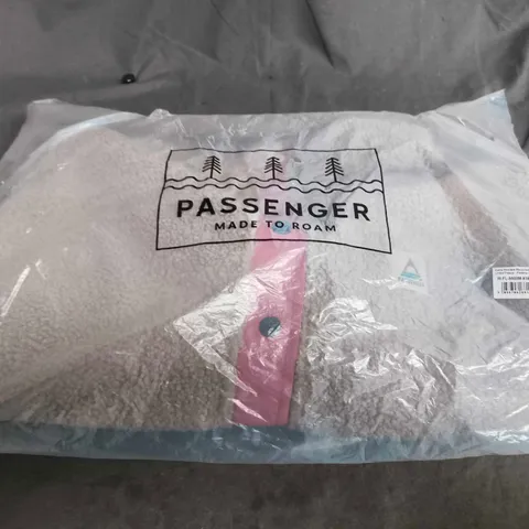PASSENGER CALLA HOODED RECYCLED POLAR LINED FLEECE – L