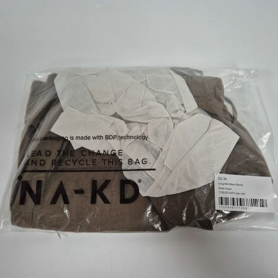 NA-KD KHAKI GREEN LONG MID-WAIST SHORTS, EU 36 (UK 8) – SEALED PACKAGING