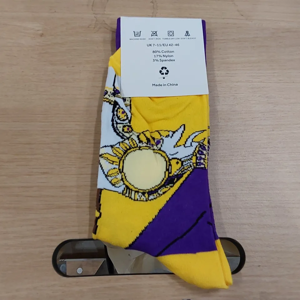 BOX OF BRAND NEW BIER CO 'BAU INDIA' SOCKS // APPROXIMATELY 360 PAIRS (1 BOX)