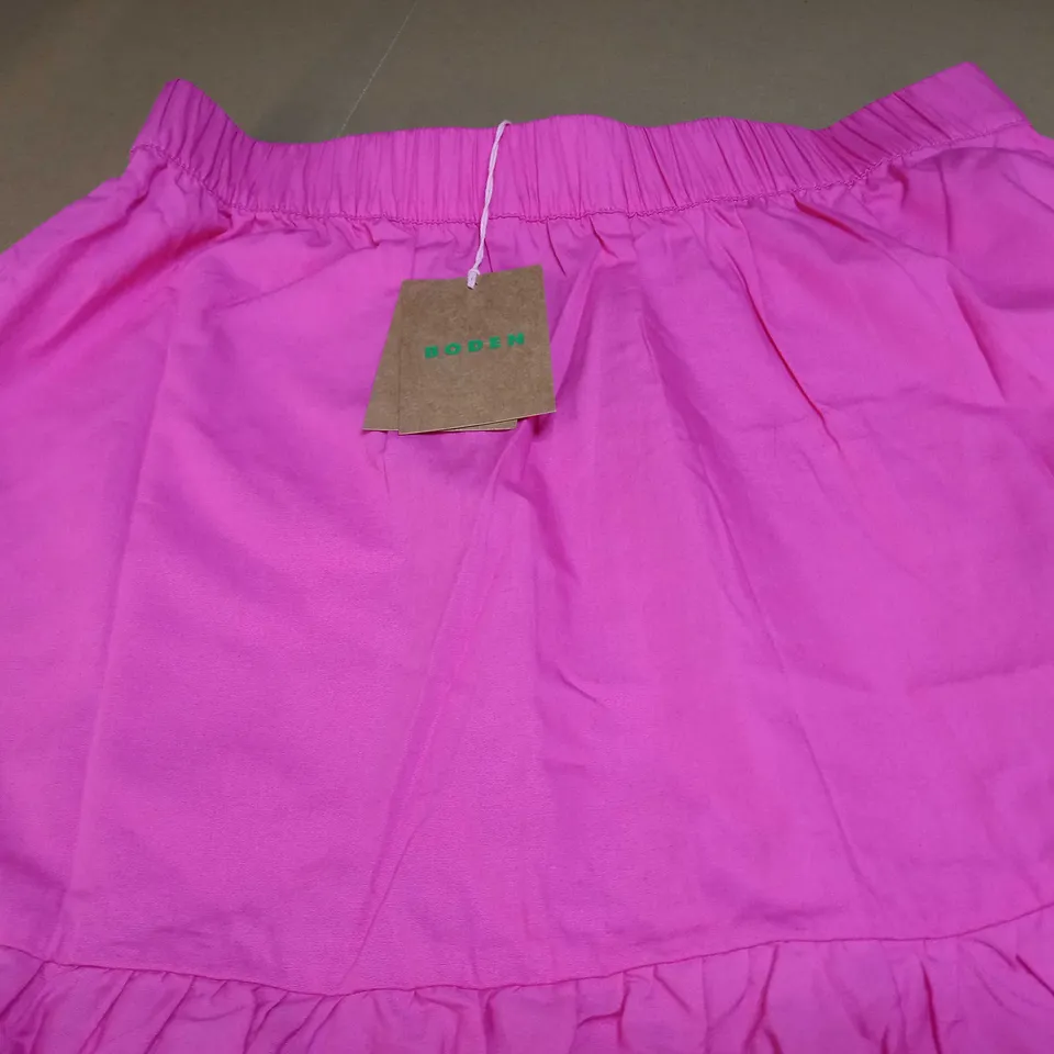 BODEN FULL BRODERIC SKIRT IN PINK - SIZE UK 8